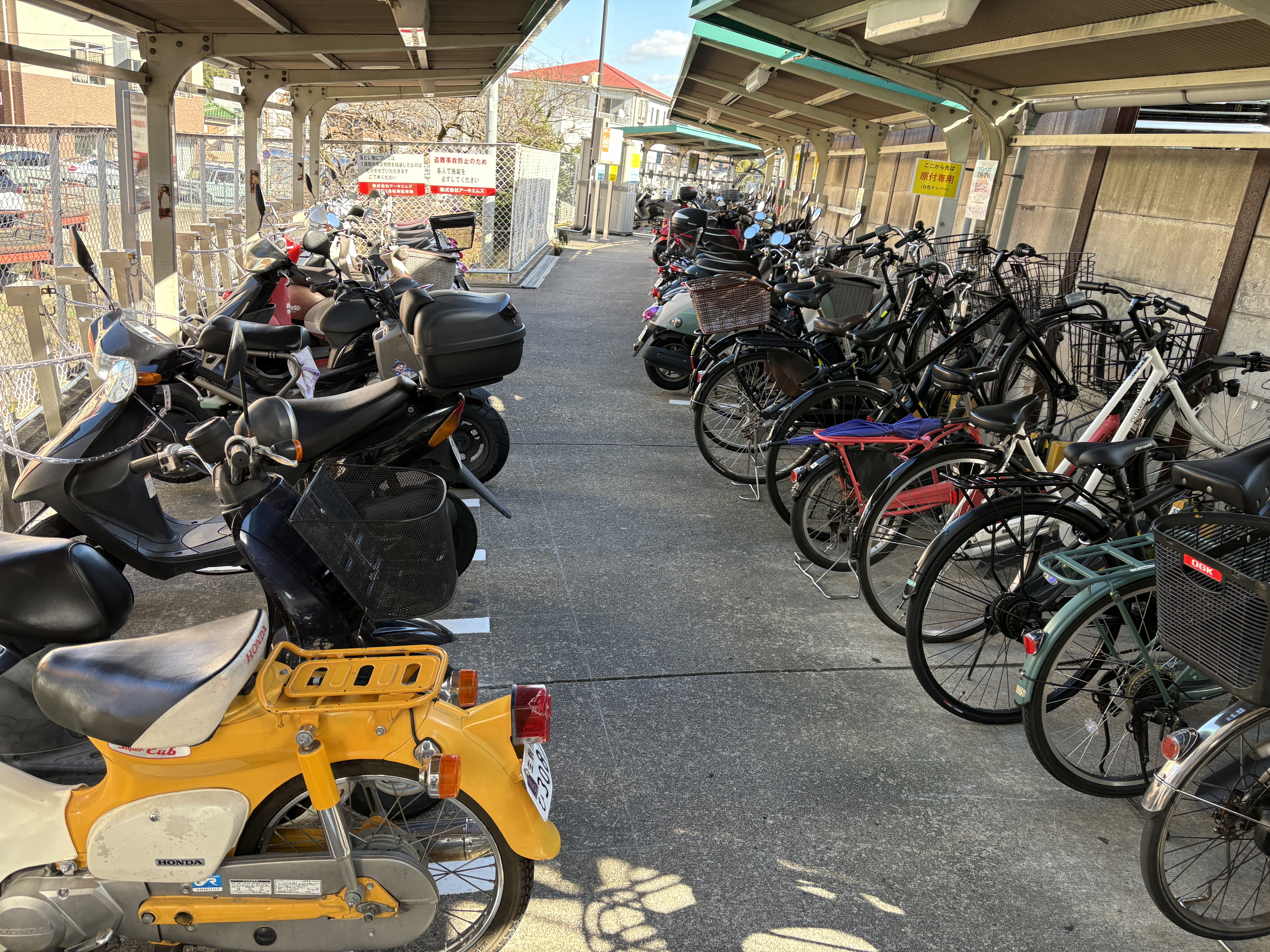 谷田第２自転車駐車場画像