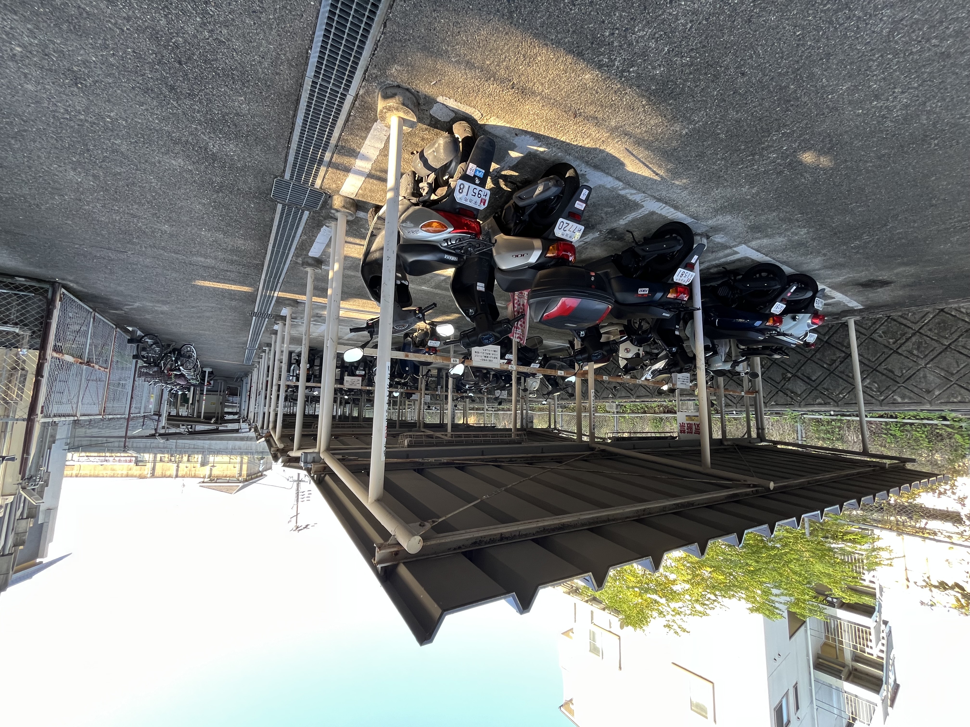 京阪宇治駅駐輪場画像