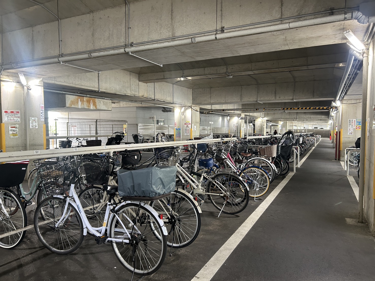 京阪淀駅・京阪納所駐輪場画像